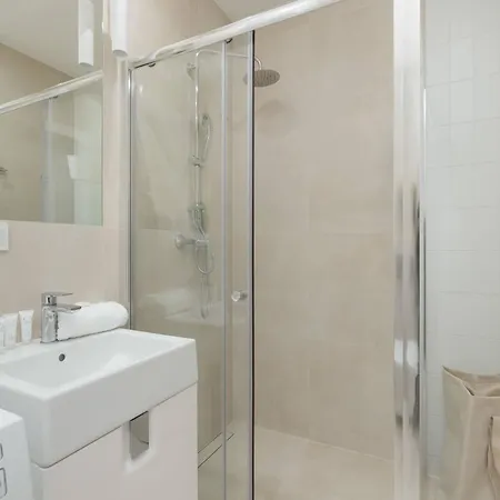 Апартаменты Unique Starowiejska With Parking By Renters Гданьск
