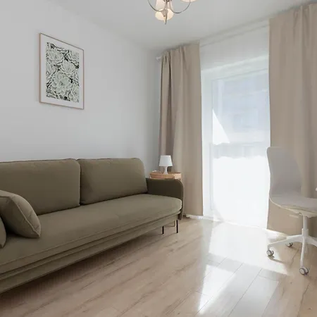 Apartment Unique Starowiejska With Parking By Renters Gdansk